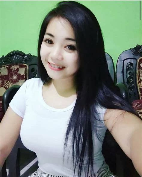 Watch Ngentot cewek cantik .
